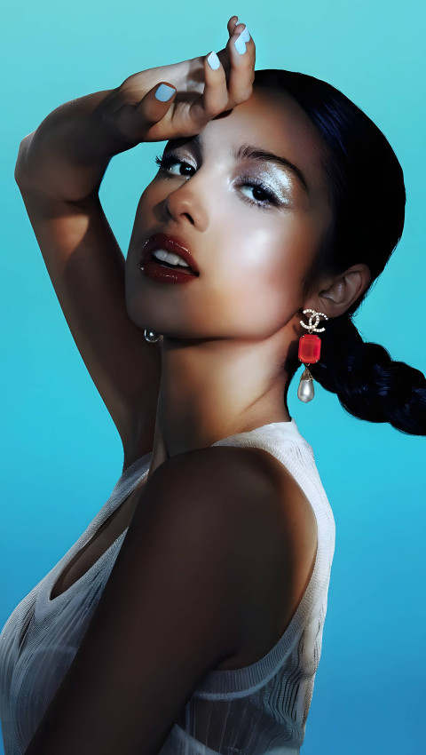 Olivia Rodrigo Cool Look Mobile Picture 4K