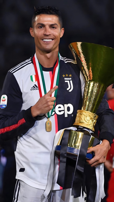 4K Cristiano Ronaldo Wallpaper for Phone