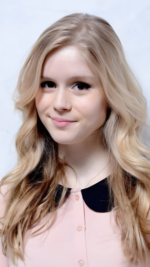 Beautiful Erin Moriarty Photo for Your Phone