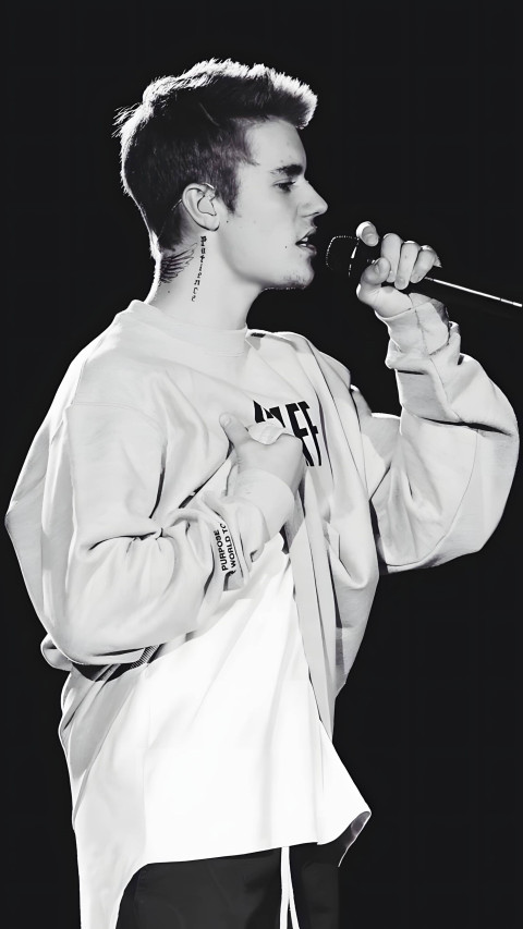 New Justin Bieber mobile stage image