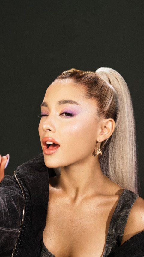 Ariana Grande mobile wallpaper sharp view