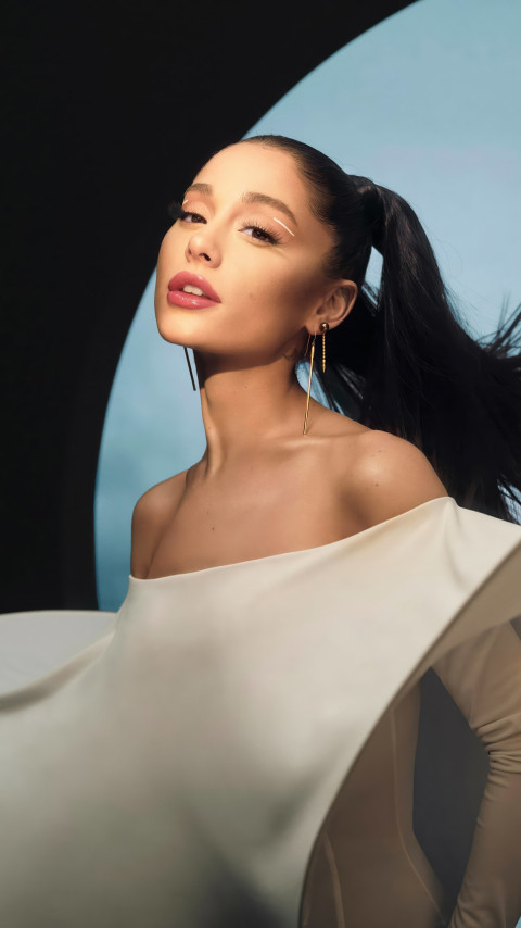 Ariana Grande mobile photo gallery 4K