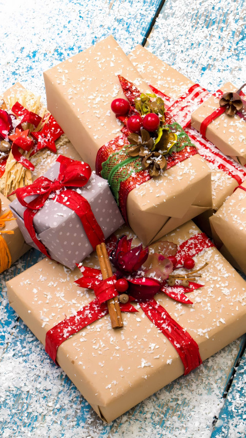Beautifully Wrapped Christmas Gifts Wallpaper