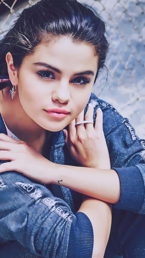Selena Gomez Stunning Photoshoot HD