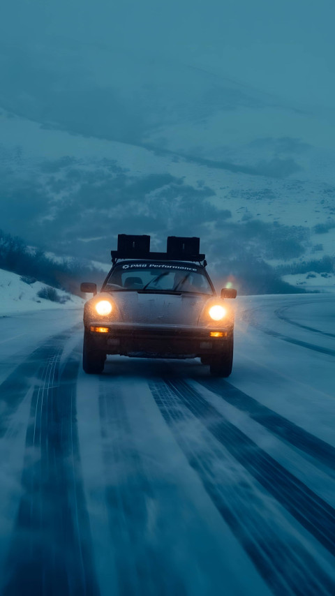 Porsche 911 Snow Road Photo in HD for Any Smartphone Device
