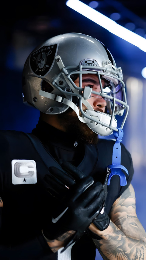 Iconic Raiders 4K Wallpaper to Share with Friends