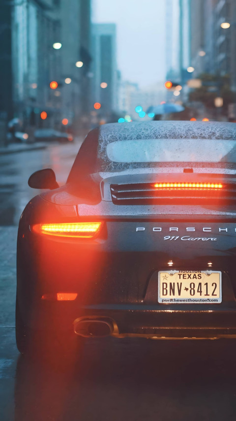 Amazing Porsche 911 Rain Day Wallpaper for Your Mobile 4K
