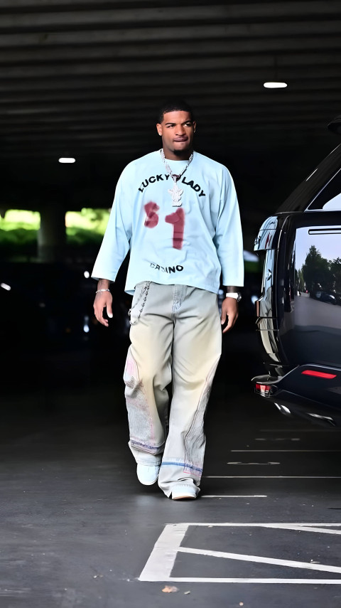 Ja'Marr Chase iPhone Wallpaper for Football Enthusiast