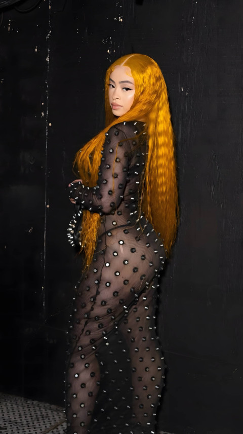 Ice Spice Social Media Pic Mobile Background