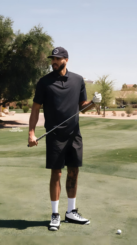 Celtics Star Jayson Tatum Phone Background