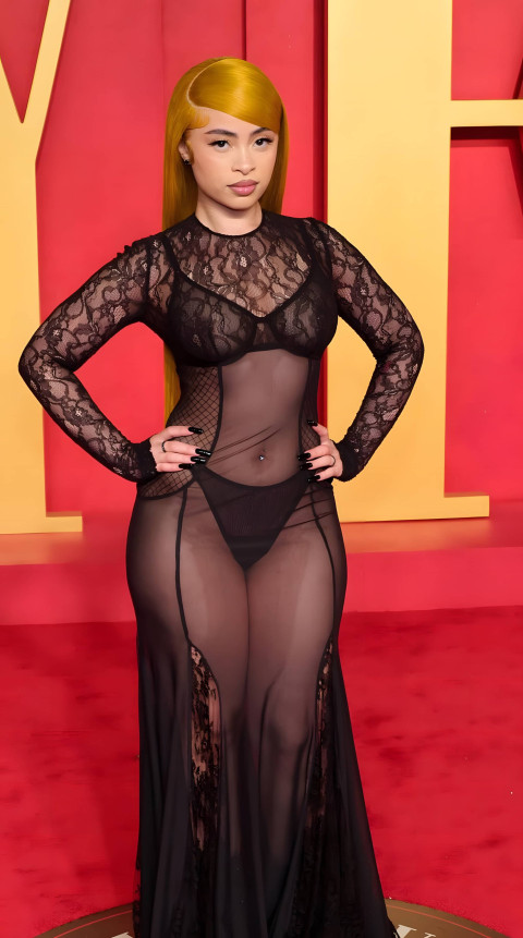 Ice Spice Award Show Phone Wallpaper