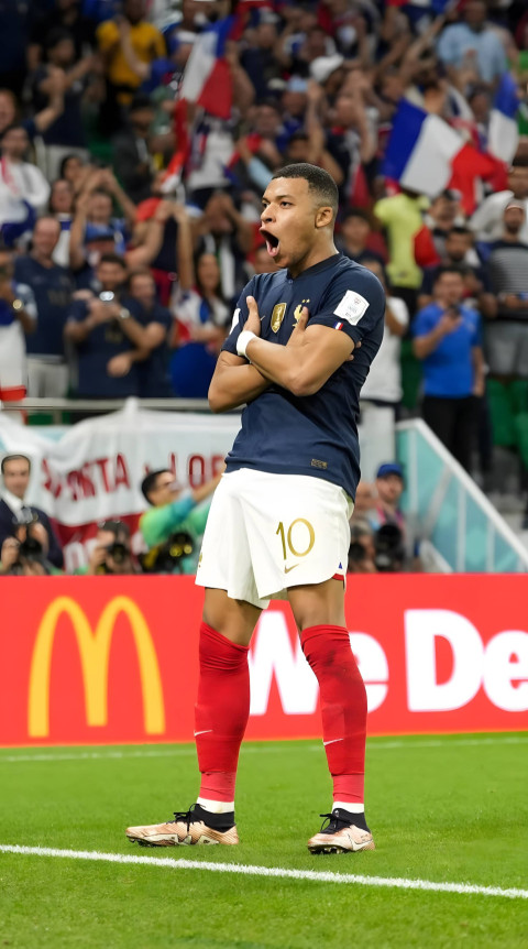 Kylian Mbappé Mobile Image for Soccer Fans
