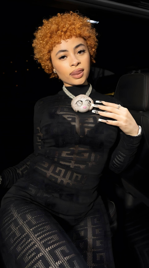 Ice Spice 4K Mobile Background