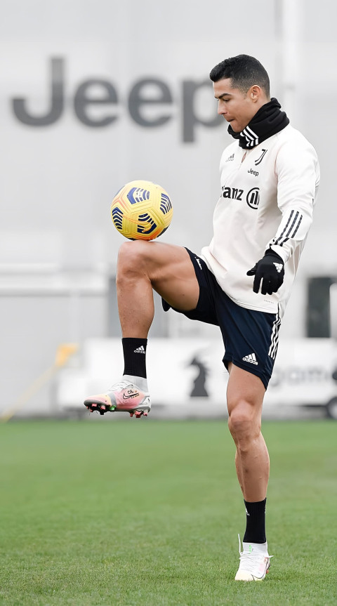 Cristiano Ronaldo Latest Wallpaper for Phone