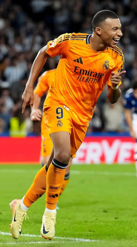 Best Collection of Kylian Mbappé Mobile Wallpaper