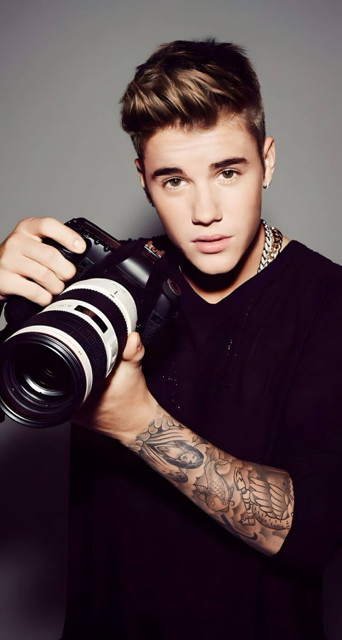 Justin Bieber mobile trendy style photo