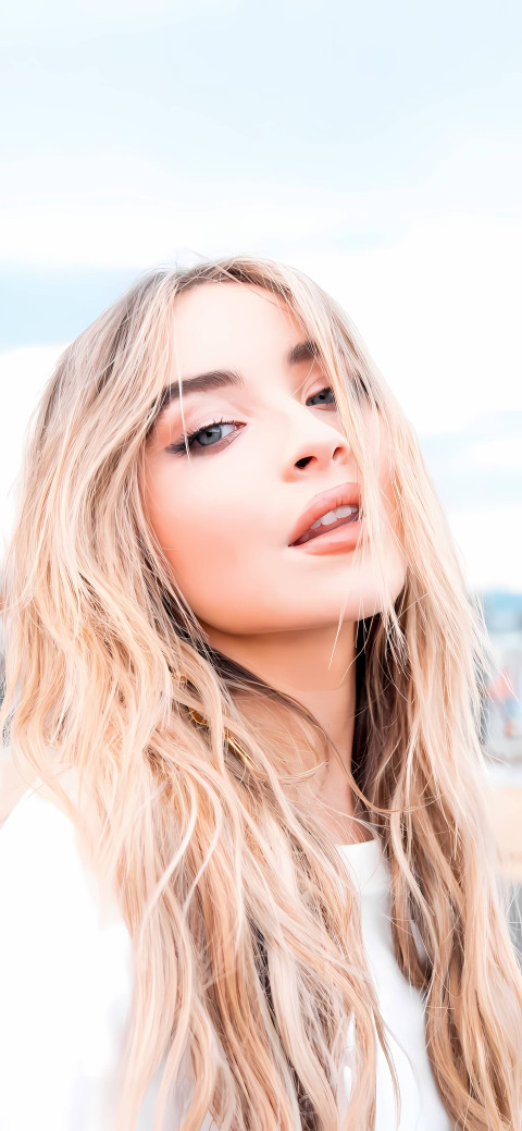 Sabrina Carpenter Short N Sweet Pic