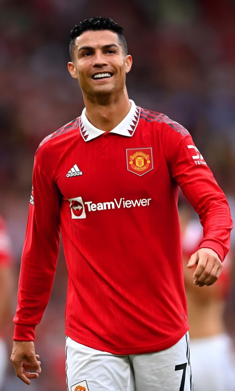 Download Cristiano Ronaldo Latest Photo for Phone
