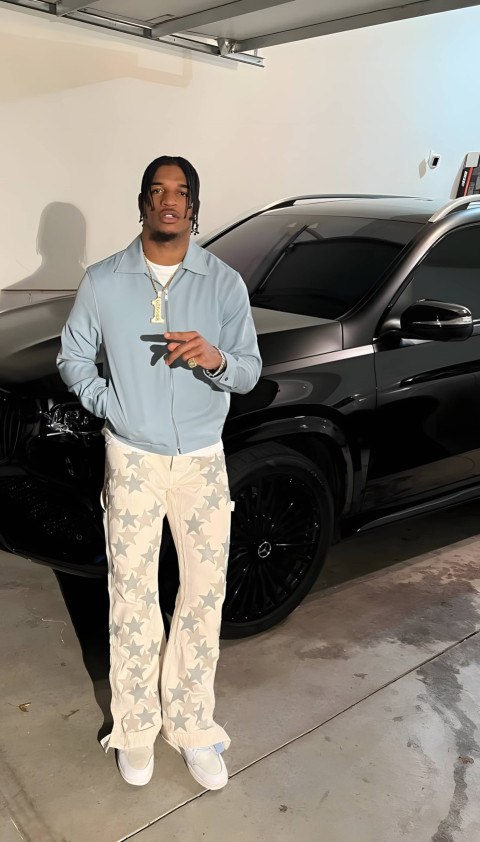 Stunning Ja'Marr Chase iPhone Wallpaper to Download