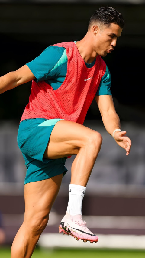 Best Cristiano Ronaldo HD Wallpaper for You