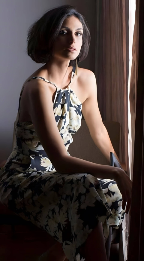 Amazing Morena Baccarin Photo to Use as Wallpaper 4K