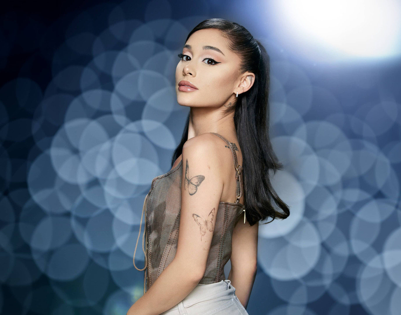 Ariana Grande category thumbnail