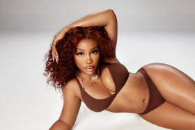 Beautiful SZA 4K Image to Download Right Now