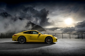 Download Beautiful Porsche 911 Image for Your PC HD