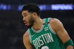 Dynamic Jayson Tatum Desktop Scene