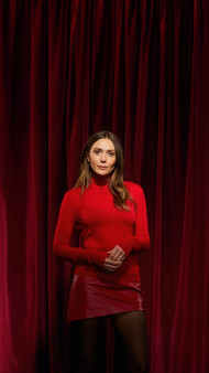 Elizabeth Olsen mobile image 4K