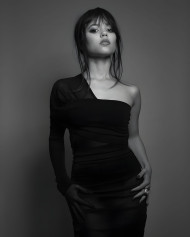 Jenna Ortega Black Dress Wallpaper