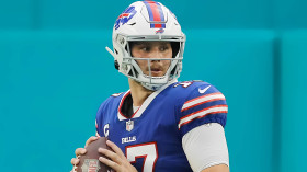 Josh Allen Throwing Pass Desktop Wallpaper
