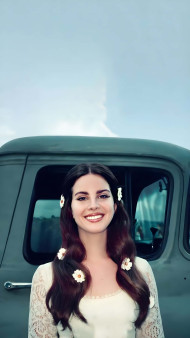 Lana Del Rey Happy Time Picture for Phone