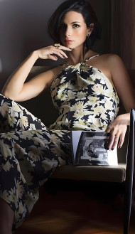 Morena Baccarin Wallpaper for Your Smartphone Device 4K