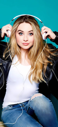 Sabrina Carpenter Live Show Photo
