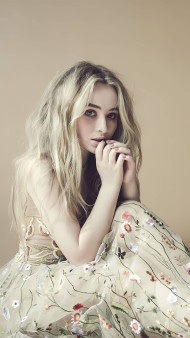 Sabrina Carpenter Music 4K Image