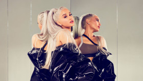 Stunning Ariana Grande desktop picture