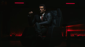 Stunning Cyberpunk Gentleman 4K Wallpaper