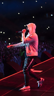Stunning Eminem Wallpaper in Full 4K